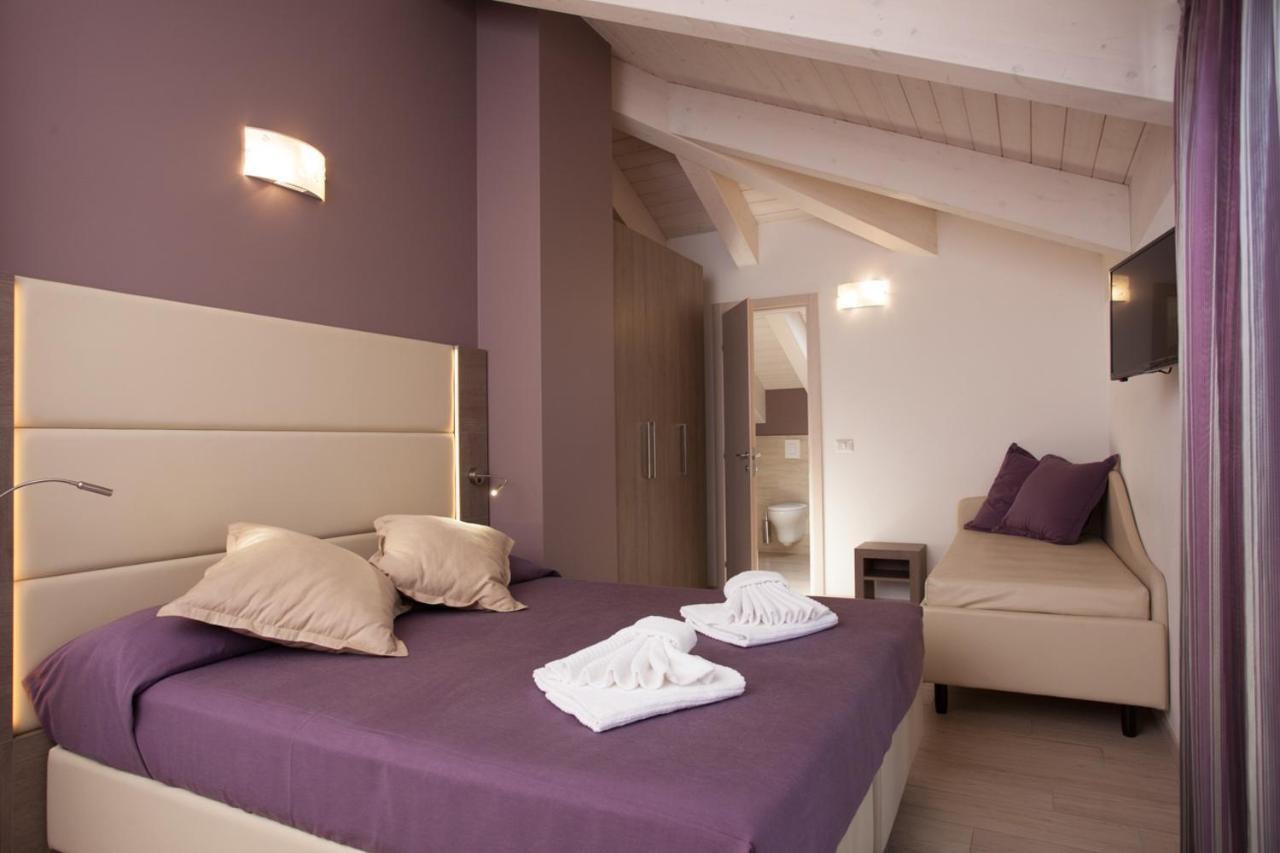 Hotel Gioia Ріміні Екстер'єр фото