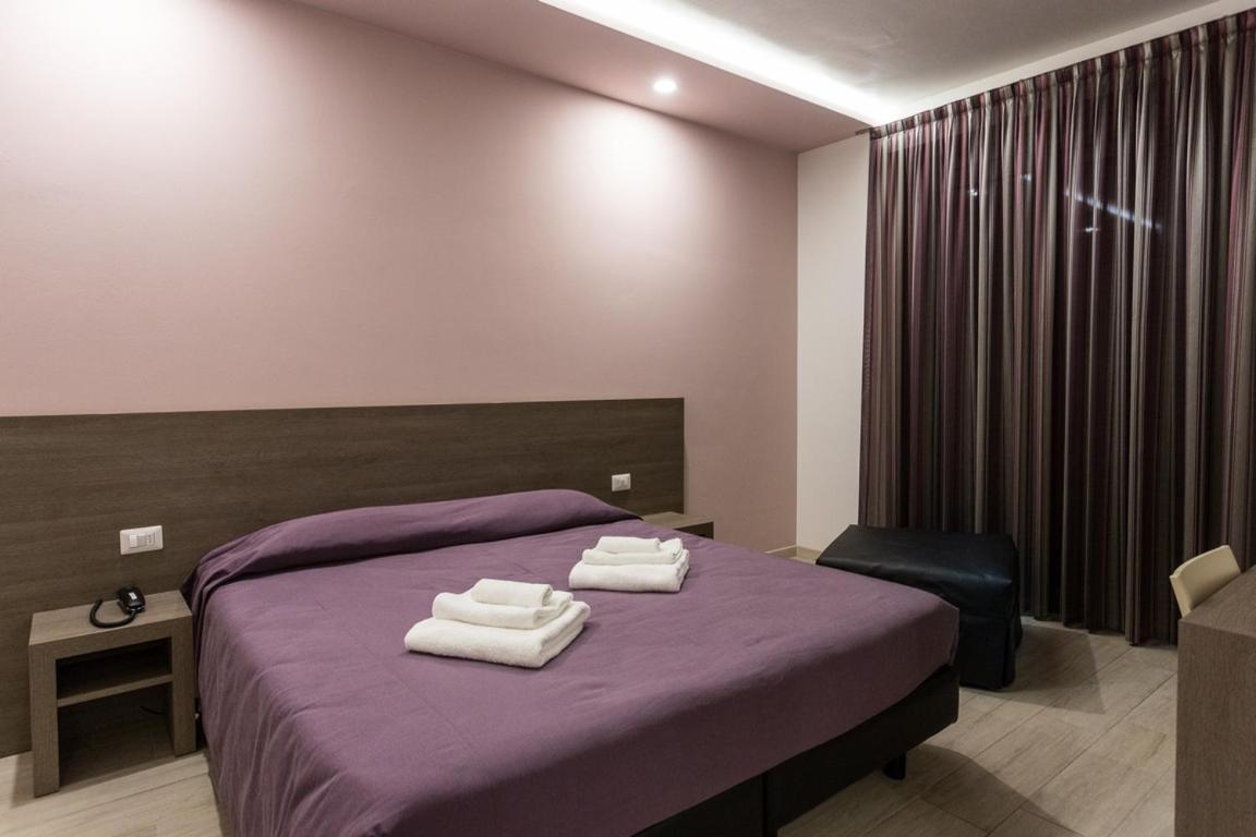 Hotel Gioia Ріміні Екстер'єр фото