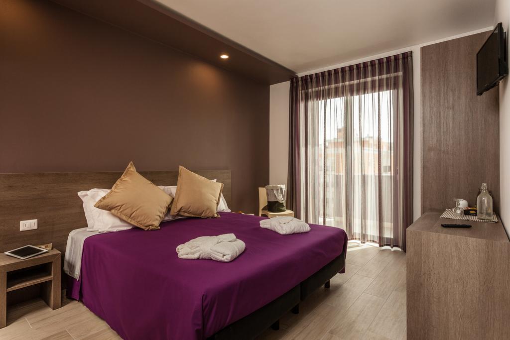 Hotel Gioia Ріміні Екстер'єр фото